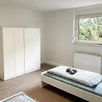 Cozy 2-room *