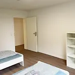 Cozy 2-room *
